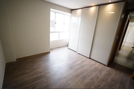 Apartamento para alugar com 3 quartos, 84m² em Setor Faicalville, Goiânia