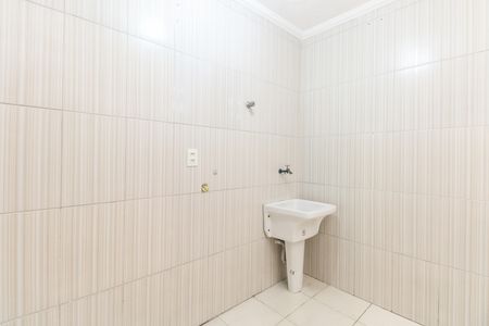 Área de Serviço e Quintal  de casa à venda com 3 quartos, 108m² em Vila Carrão, São Paulo