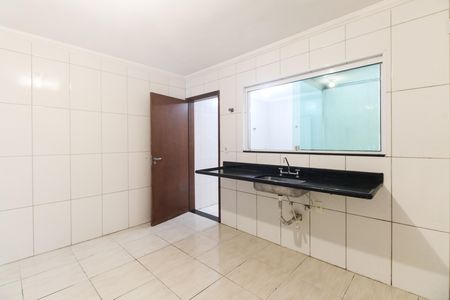 Cozinha  de casa à venda com 3 quartos, 108m² em Vila Carrão, São Paulo