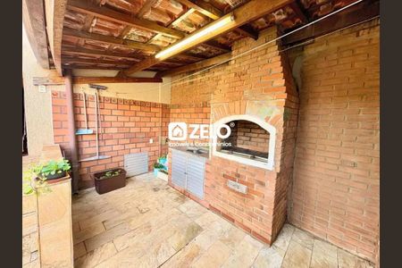 Casa à venda com 217m², 4 quartos e 3 vagas Casa à venda com 217m², 4 quartos e 3 vagasFoto 17