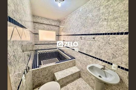 Casa à venda com 217m², 4 quartos e 3 vagas Casa à venda com 217m², 4 quartos e 3 vagasFoto 28