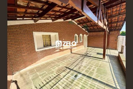 Casa à venda com 217m², 4 quartos e 3 vagas Casa à venda com 217m², 4 quartos e 3 vagasFoto 30