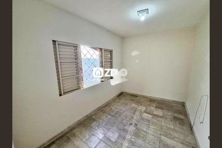 Casa à venda com 217m², 4 quartos e 3 vagas Casa à venda com 217m², 4 quartos e 3 vagasFoto 25