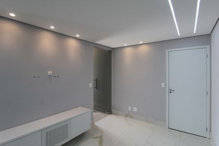 Apartamento para alugar com 72m², 2 quartos e 1 vagaSala