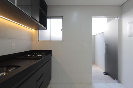 Apartamento para alugar com 72m², 2 quartos e 1 vagaCozinha