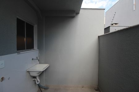 Apartamento para alugar com 72m², 2 quartos e 1 vagaÁrea de Serviço
