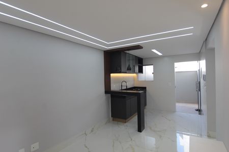 Apartamento para alugar com 72m², 2 quartos e 1 vagaSala
