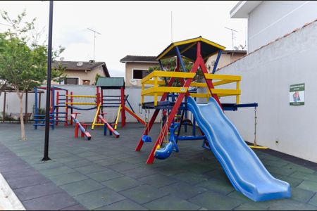 Casa de condomínio para alugar com 127m², 3 quartos e 3 vagas Casa de condomínio para alugar com 127m², 3 quartos e 3 vagasPlayground