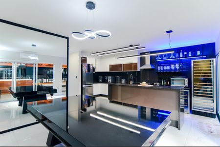 Sala de jantar de casa de condomínio para alugar com 3 quartos, 127m² em Portal dos Gramados, Guarulhos