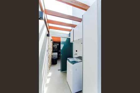 Casa de condomínio para alugar com 127m², 3 quartos e 3 vagasÁrea de Serviço 