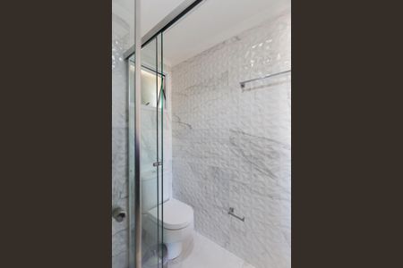 Apartamento à venda com 74m², 2 quartos e 2 vagasBanheiro