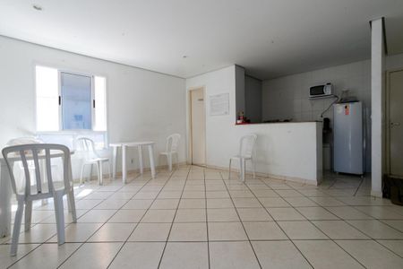 Apartamento à venda com 74m², 2 quartos e 2 vagasÁrea comum - Salão de festas 2
