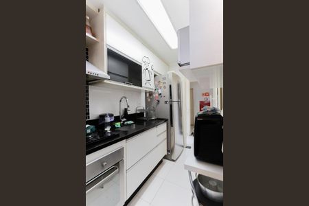 Apartamento à venda com 74m², 2 quartos e 2 vagasCozinha