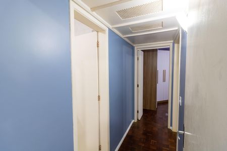 Corredor de apartamento para alugar com 2 quartos, 50m² em Nonoai, Porto Alegre