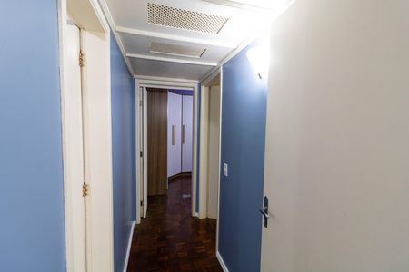 Corredor de apartamento para alugar com 2 quartos, 50m² em Nonoai, Porto Alegre