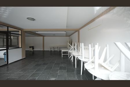 Apartamento à venda com 143m², 3 quartos e 2 vagasÁrea comum - Churrasqueira