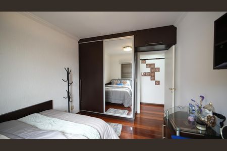 Apartamento à venda com 143m², 3 quartos e 2 vagasQuarto 2
