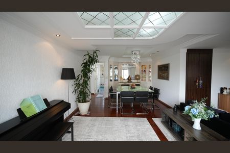 Apartamento à venda com 143m², 3 quartos e 2 vagasSala