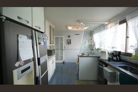 Apartamento à venda com 143m², 3 quartos e 2 vagasCozinha