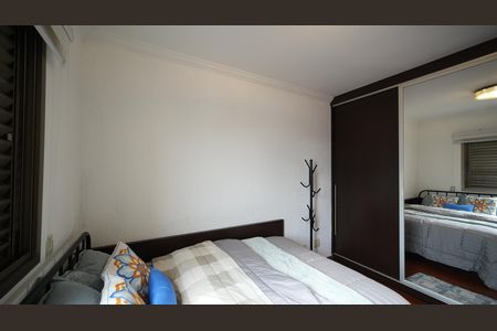 Apartamento à venda com 143m², 3 quartos e 2 vagasQuarto 2