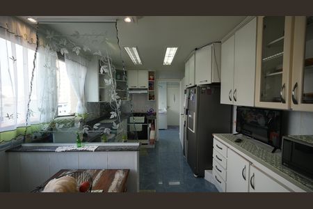 Apartamento à venda com 143m², 3 quartos e 2 vagasCozinha