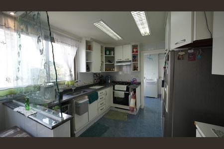 Apartamento à venda com 143m², 3 quartos e 2 vagasCozinha