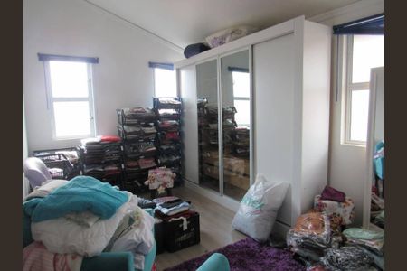 Casa à venda com 3 quartos, 180m² em Cidade Brasil, Guarulhos
