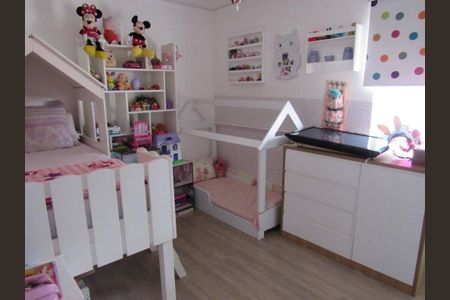Casa à venda com 3 quartos, 180m² em Cidade Brasil, Guarulhos