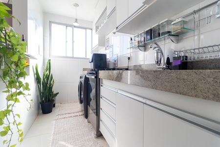 Apartamento à venda com 55m², 2 quartos e 1 vaga Apartamento à venda com 55m², 2 quartos e 1 vagaCozinha
