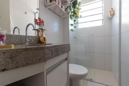 Apartamento à venda com 55m², 2 quartos e 1 vaga Apartamento à venda com 55m², 2 quartos e 1 vagaBanheiro da Suíte