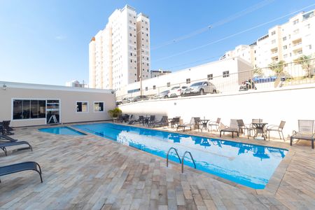 Apartamento à venda com 55m², 2 quartos e 1 vaga Apartamento à venda com 55m², 2 quartos e 1 vagaÁrea comum - Piscina