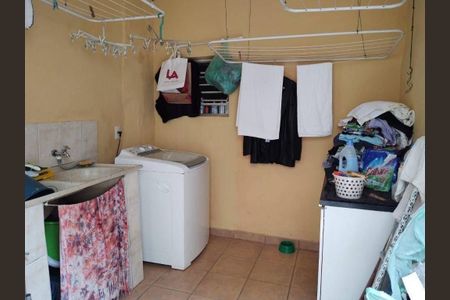Casa à venda com 100m², 3 quartos e 1 vaga