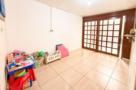 Casa para alugar com 138m², 2 quartos e 2 vagasEscritório 