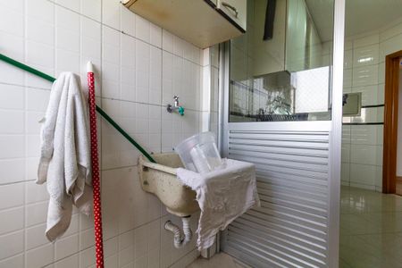 Apartamento para alugar com 67m², 2 quartos e 1 vaga Apartamento para alugar com 67m², 2 quartos e 1 vagaÁrea de Serviço