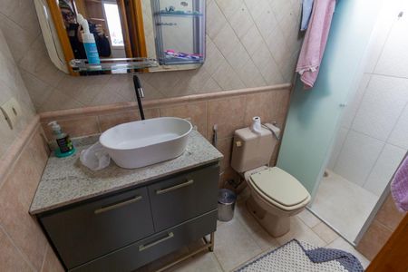 Apartamento para alugar com 67m², 2 quartos e 1 vaga Apartamento para alugar com 67m², 2 quartos e 1 vagaBanheiro 2