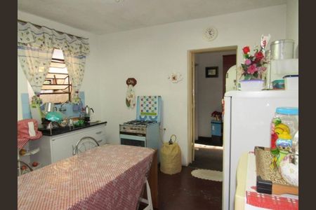 Casa à venda com 2 quartos, 220m² em Vila Itapoan, Guarulhos