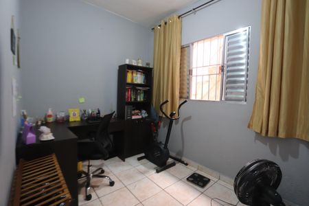 Casa à venda com 100m², 3 quartos e 2 vagasQuarto 3