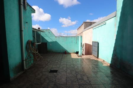 Casa à venda com 100m², 3 quartos e 2 vagasÁrea de Lazer e Lavanderia