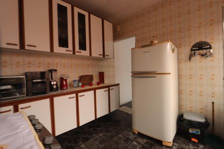 Casa à venda com 100m², 3 quartos e 2 vagasCozinha