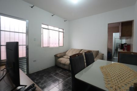 Sala de casa à venda com 3 quartos, 100m² em Jardim Nice, São Paulo