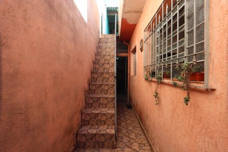 Casa à venda com 100m², 3 quartos e 2 vagasCorredor Lateral