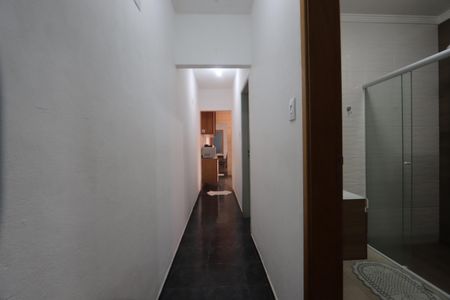 Casa à venda com 100m², 3 quartos e 2 vagasCorredor