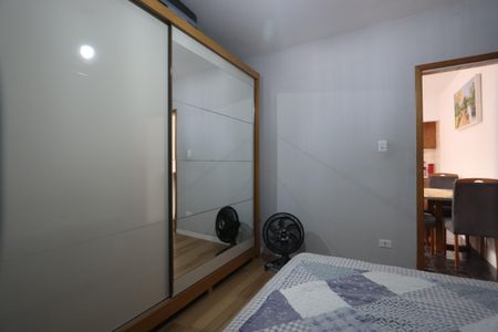 Quarto 1 de casa à venda com 3 quartos, 100m² em Jardim Nice, São Paulo