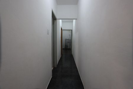 Casa à venda com 100m², 3 quartos e 2 vagasCorredor