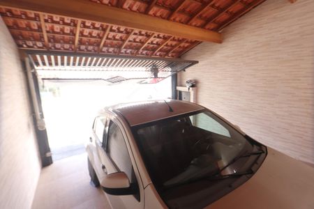 Casa à venda com 100m², 3 quartos e 2 vagasGaragem