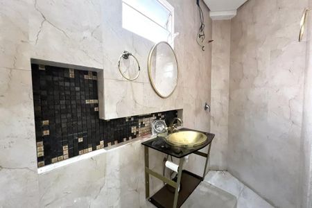 Apartamento para alugar com 100m², 3 quartos e 1 vaga Apartamento para alugar com 100m², 3 quartos e 1 vagaBanheiro