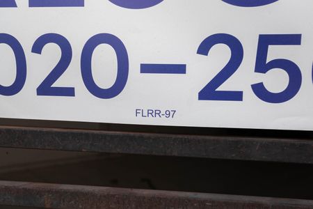 Placa de apartamento para alugar com 3 quartos, 100m² em Céu Azul, Belo Horizonte