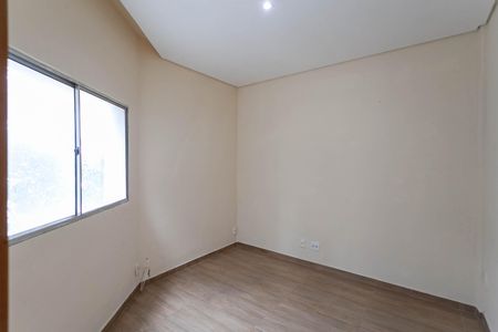 Quarto 1 de apartamento para alugar com 3 quartos, 100m² em Céu Azul, Belo Horizonte
