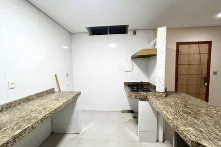 Apartamento para alugar com 100m², 3 quartos e 1 vaga Apartamento para alugar com 100m², 3 quartos e 1 vagaCozinha