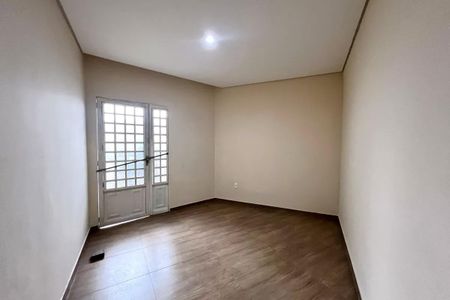 Apartamento para alugar com 100m², 3 quartos e 1 vaga Apartamento para alugar com 100m², 3 quartos e 1 vagaQuarto